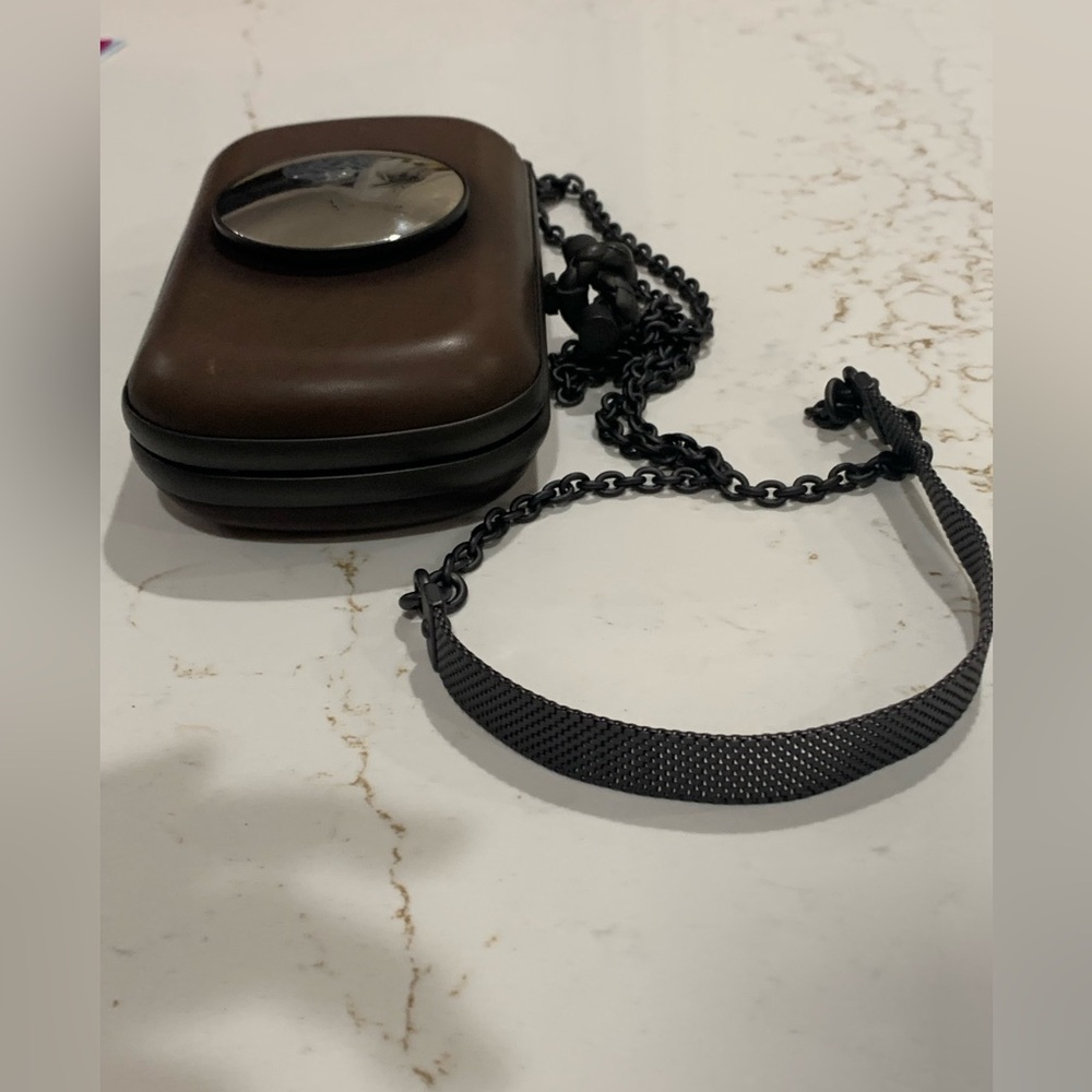 Bottega Veneta Leather Circle Mirror Knot Clutch Crossbody Bag - Picture 10 of 16